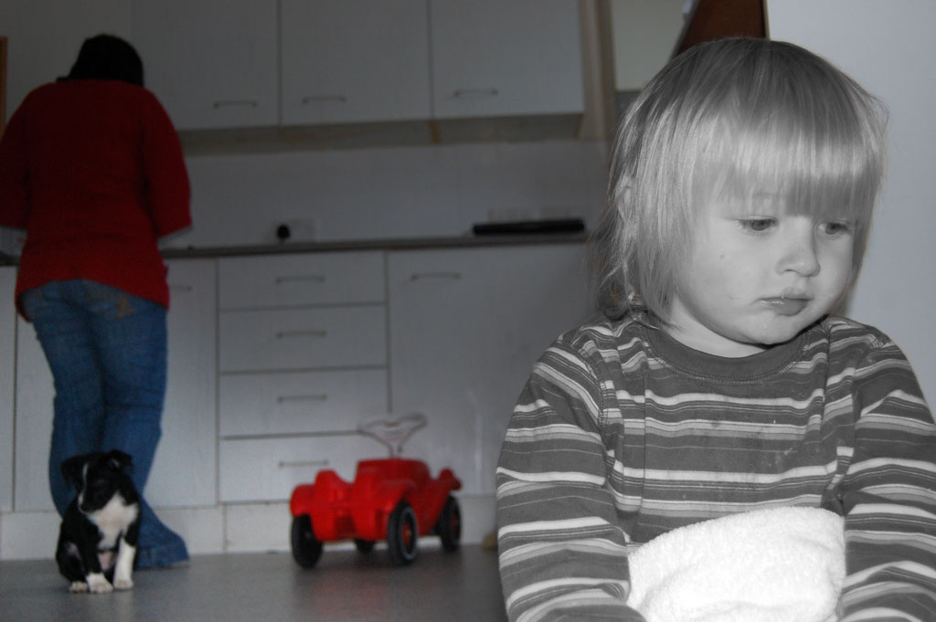 Mii de copii sunt victime ale neglijării