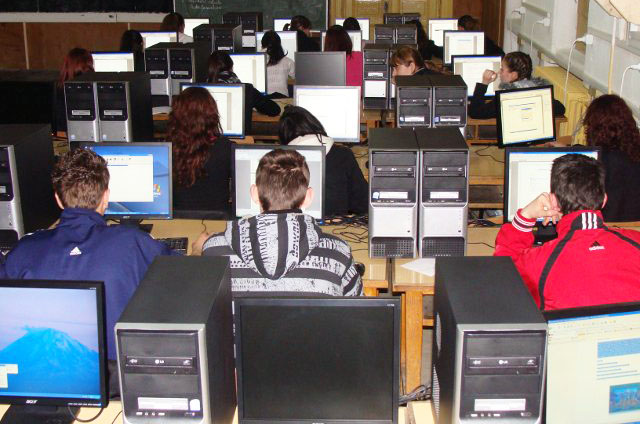 Concurs on-line de fizică