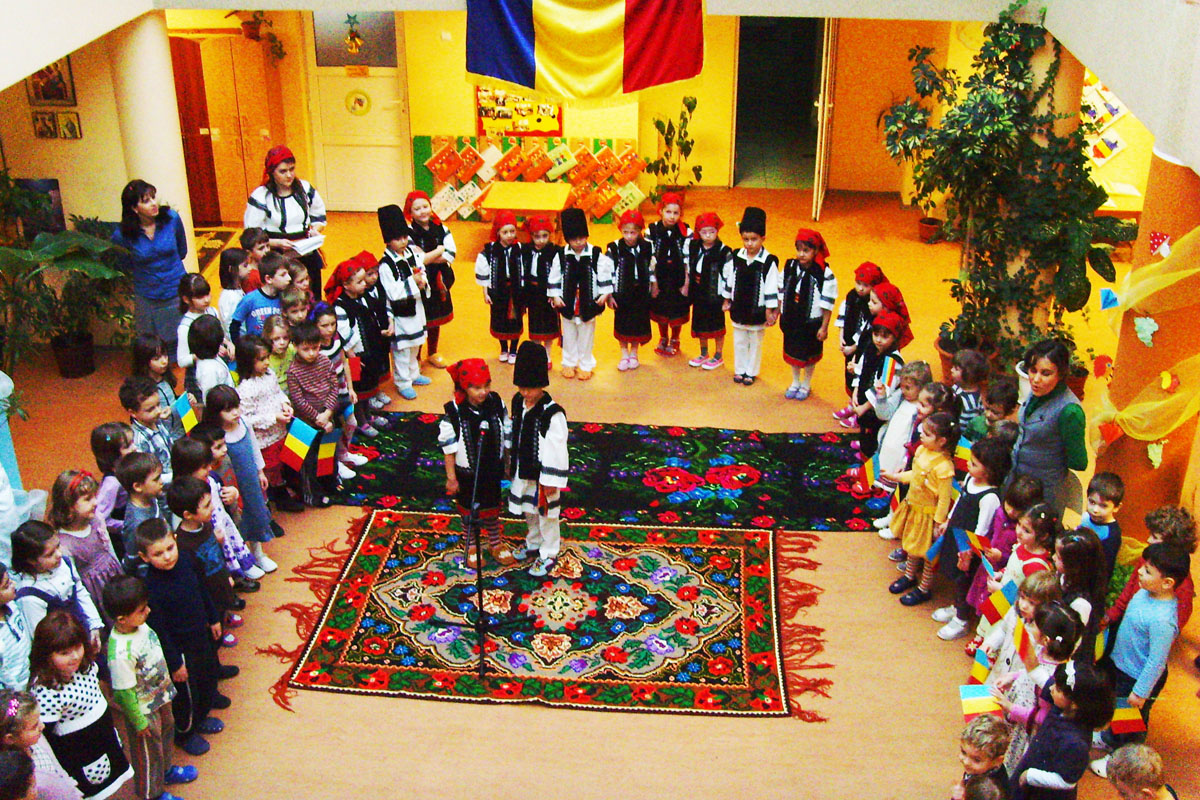 Sărbătoarea Unirii la Grădiniţa „Sfântul Ioan cel Nou de la Suceava“