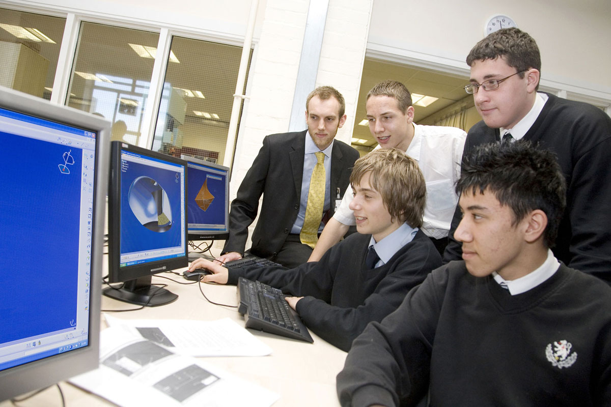 A fost lansat Centrul interregional E-Universitaria