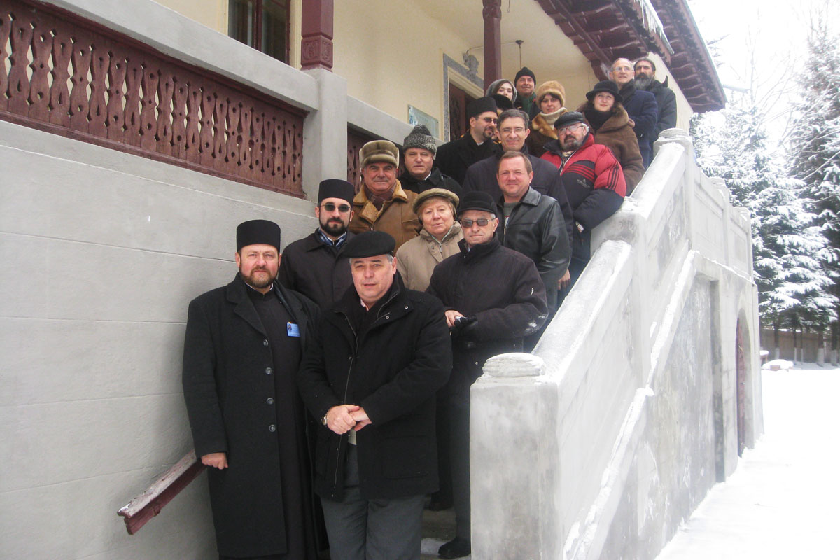 „Sperăm să îndeplinim dorinţa mitropolitului de a fi înmormântat în ţară“