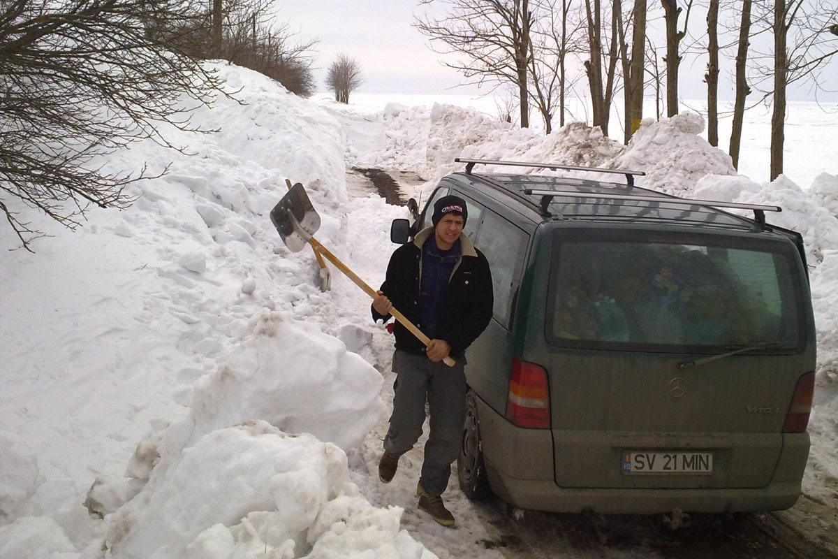 Acţiuni filantropice pentru sinistraţii din judeţul Buzău