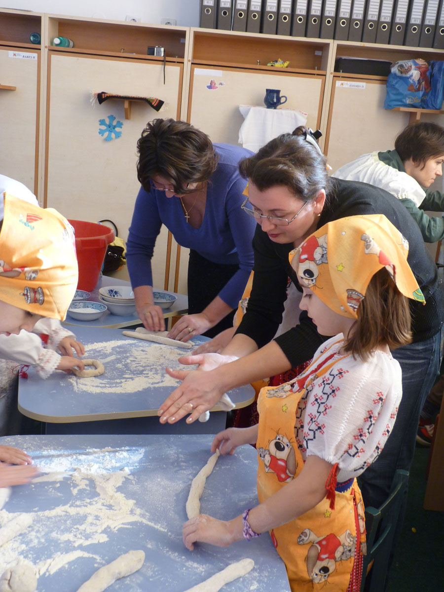 &quot;Săptămână Românească&quot;, la Grădiniţa &quot;Buna Vestire&quot;