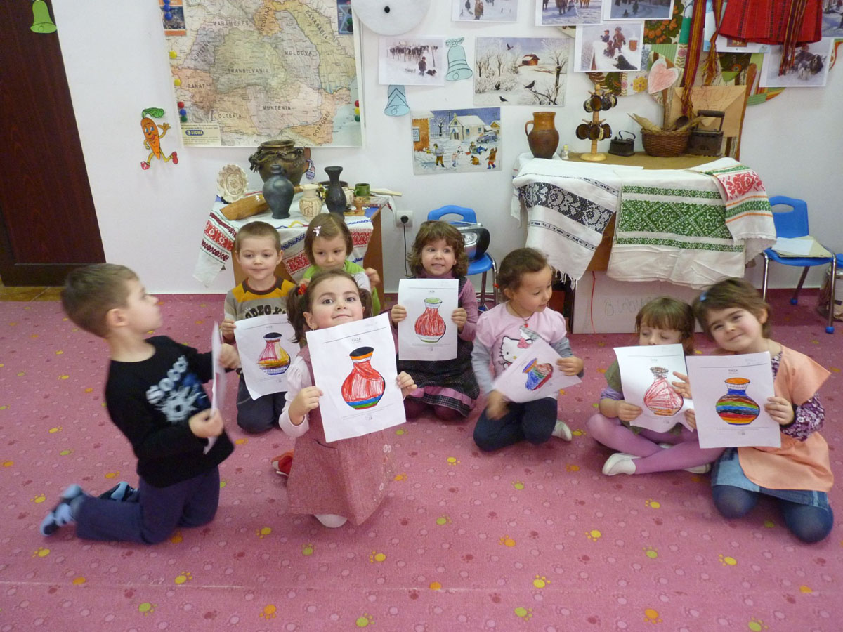 Copiii de la Grădiniţa „Buna Vestire“ descoperă tradiţiile bunicilor