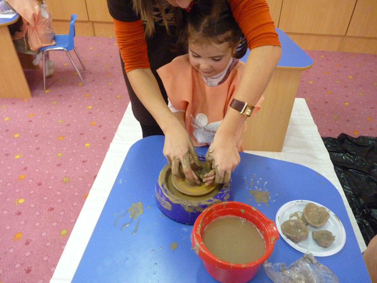 &quot;Săptămână Românească&quot;, la Grădiniţa &quot;Buna Vestire&quot;