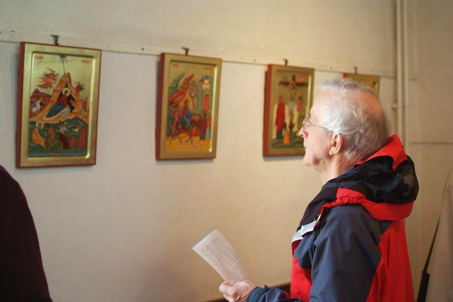 „Când pictezi chipul Mântuitorului, te cutremuri!“