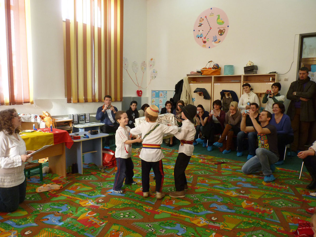 &quot;Săptămână Românească&quot;, la Grădiniţa &quot;Buna Vestire&quot;