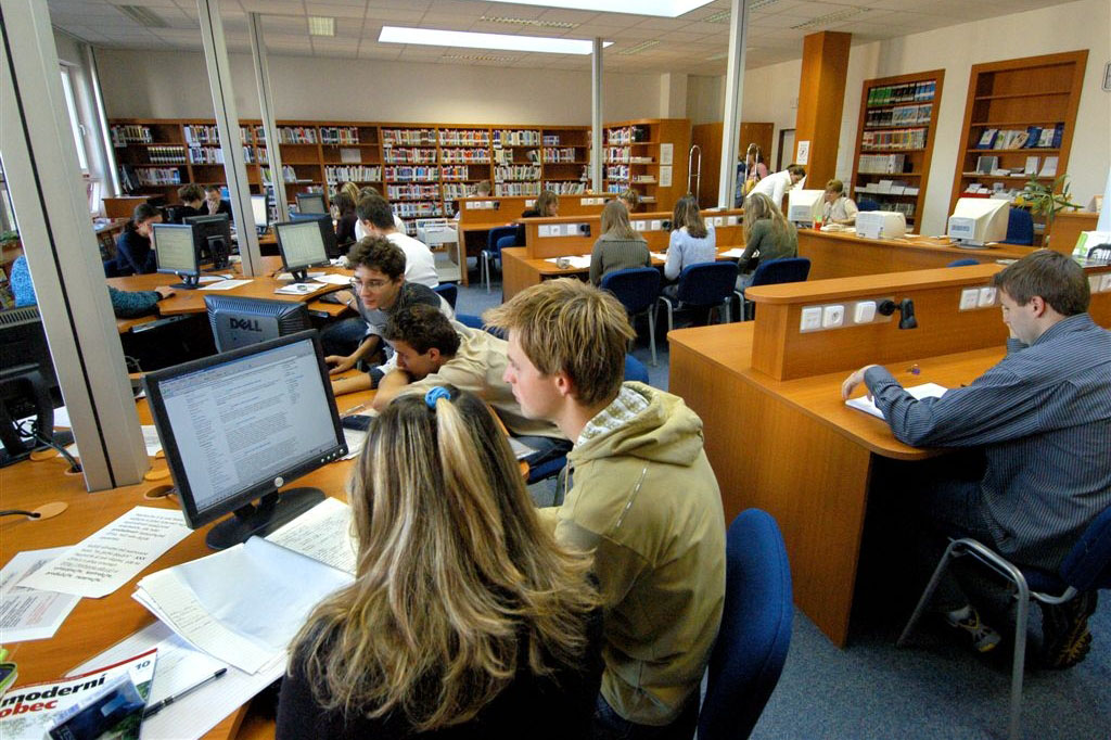 „Erasmus pentru toţi“, un nou program pentru studenţi