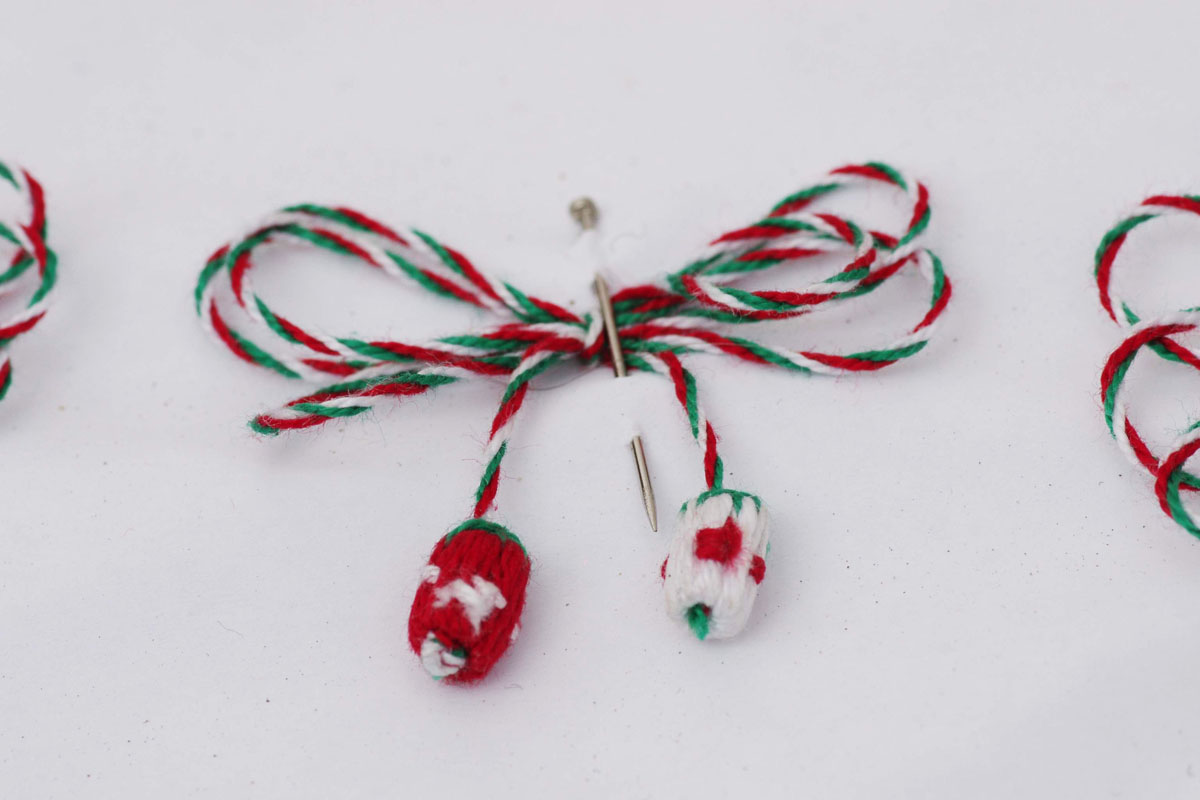 Mărţişoarele au adus primăvara pe strada Lăpuşneanu