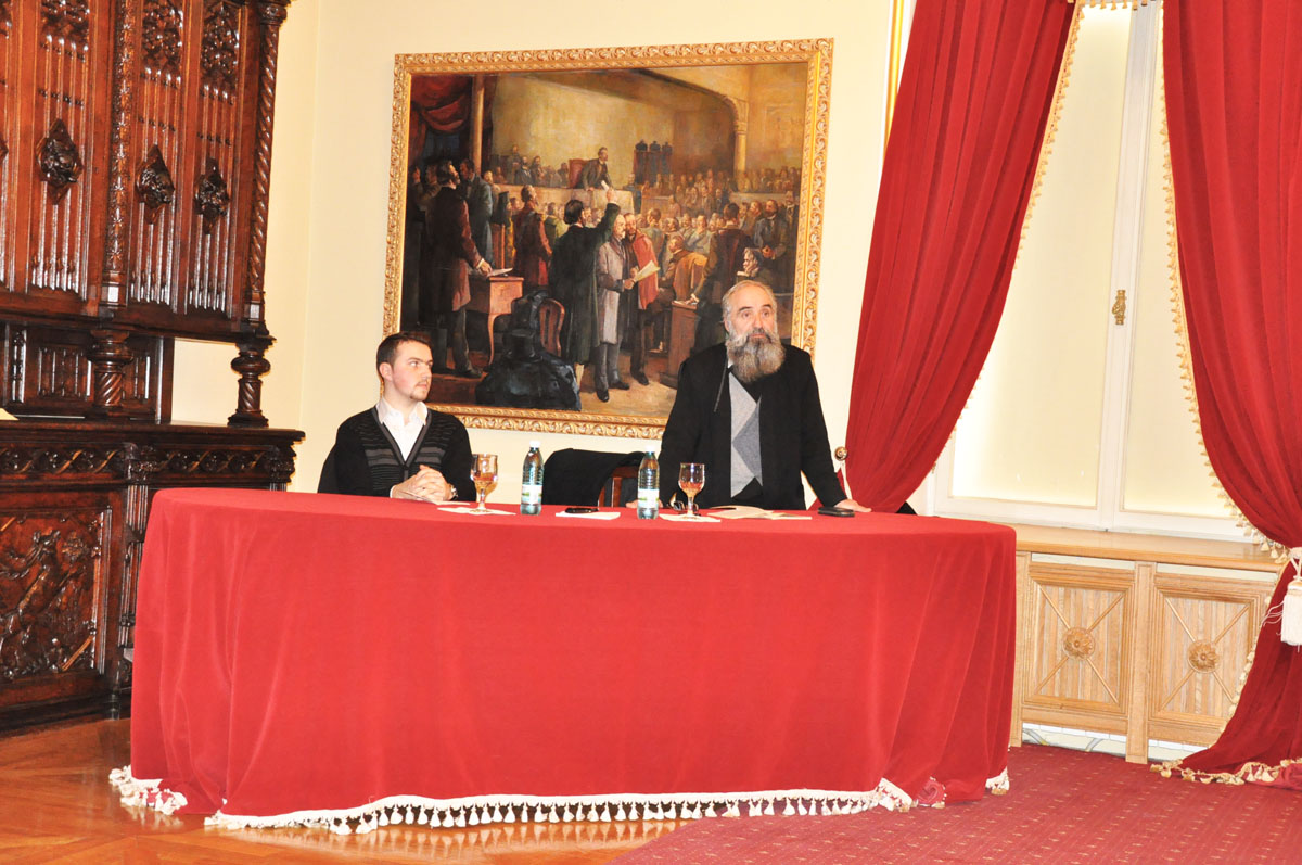 „Să fii om de caracter? Cui ajută asta?“