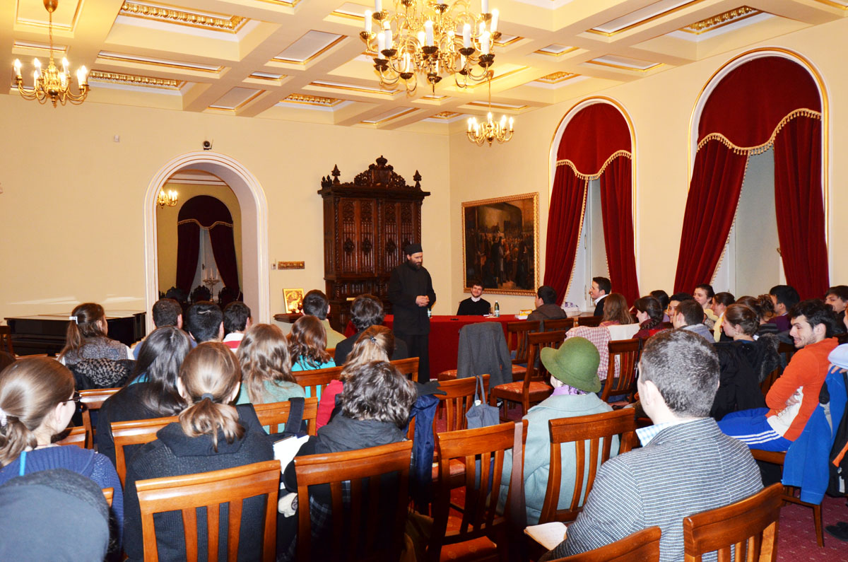 „Prietenii: un dar sau o povară?“