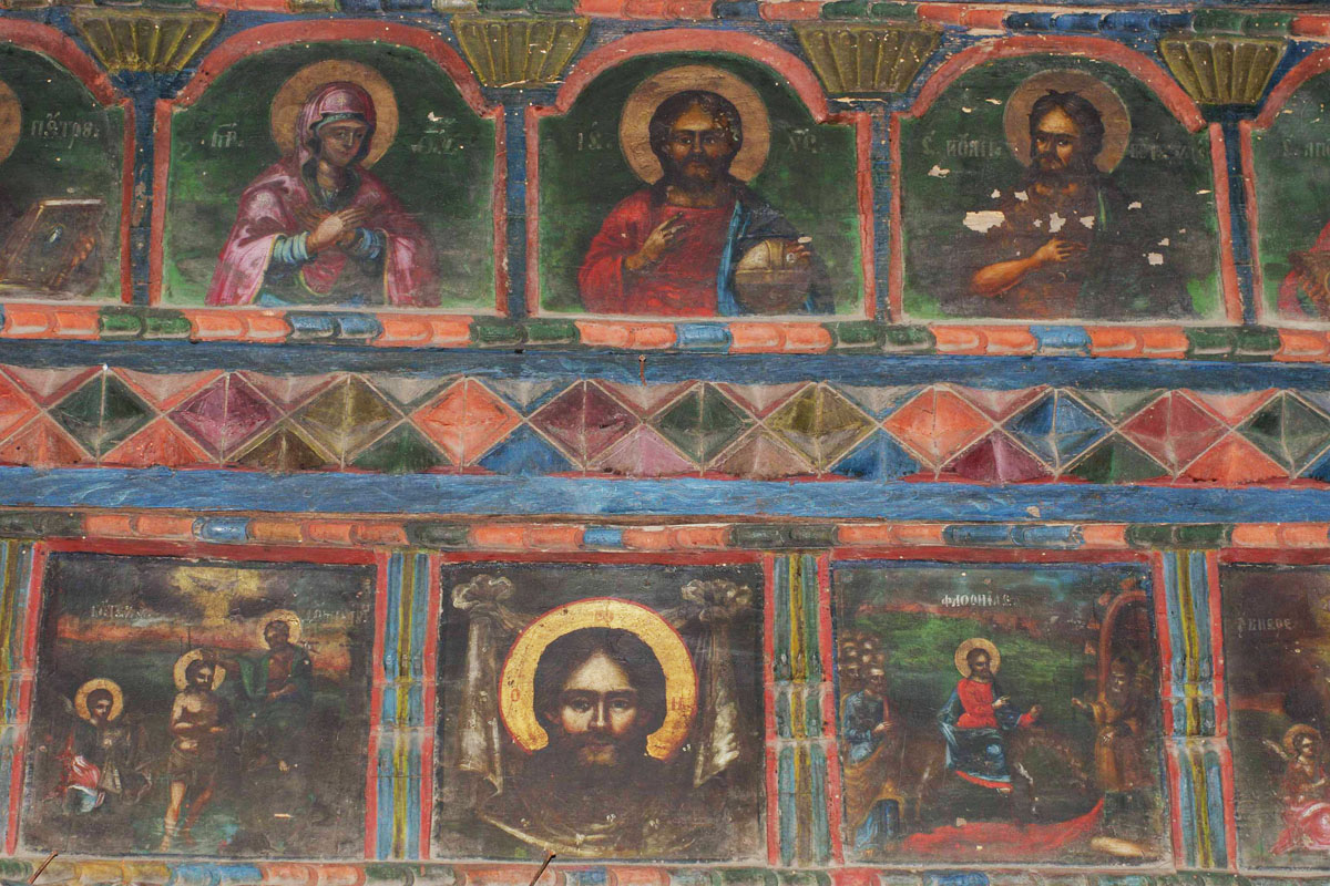 Bisericuţa neclintită de veacuri din Mirosloveşti Bisericuţa neclintită de veacuri din Mirosloveşti