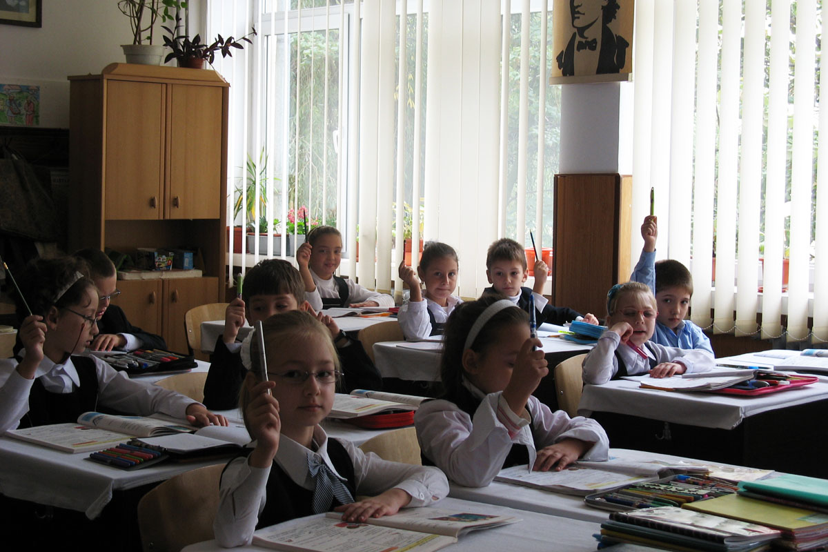 La unele şcoli vor mai fi înfiinţate clase pregătitoare