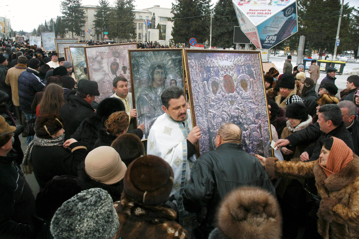 Mărturisire de credinţă în jurul sfintelor icoane