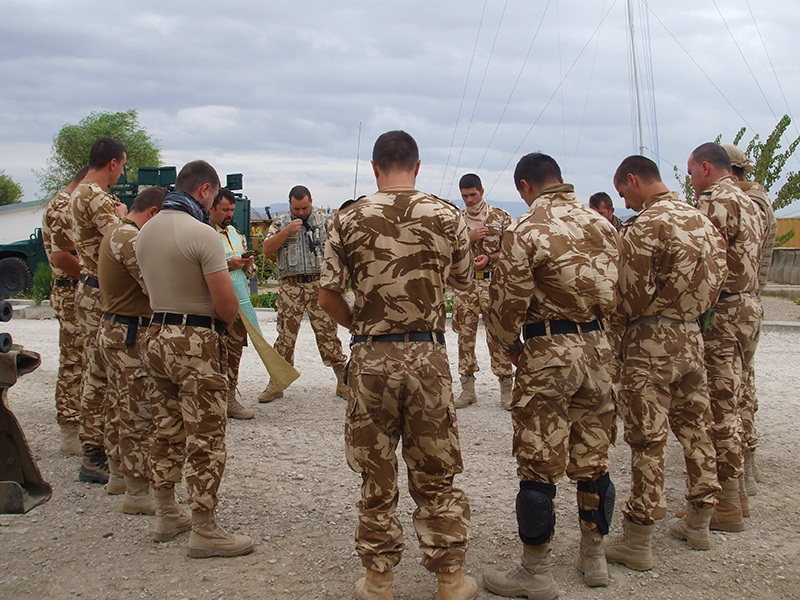 „Când sunt în misiune, militarii sunt conștienți că Dumnezeu îi apără și îi protejează”