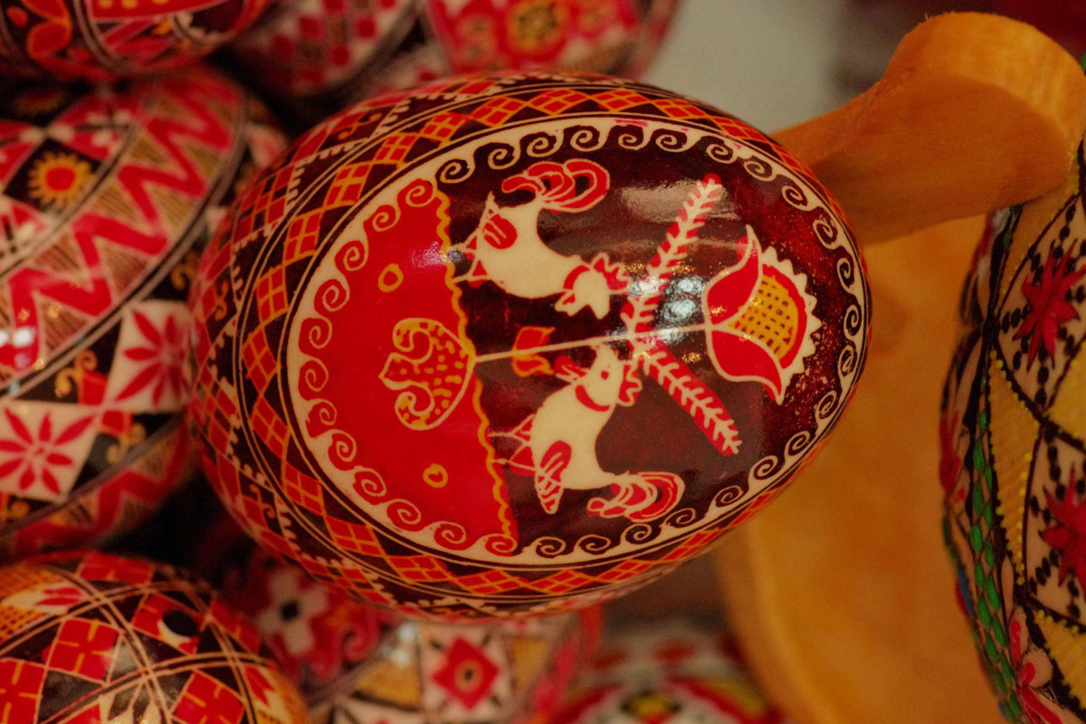 Ouăle încondeiate vestesc, şi la Iaşi, venirea Paştilor