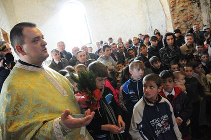 Părintele Daniel Valentin Chirica a plecat în lumea veşniciei