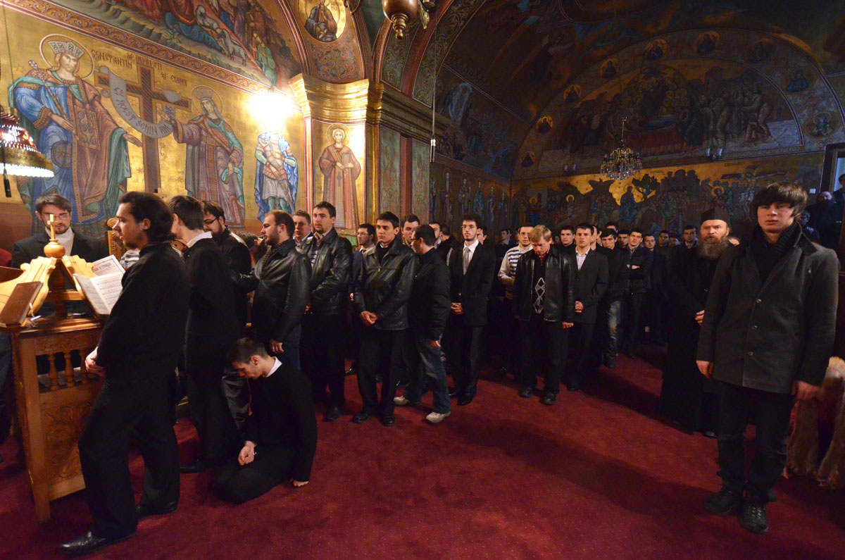 Slujbă arhierească la Facultatea de Teologie Ortodoxă din Iaşi