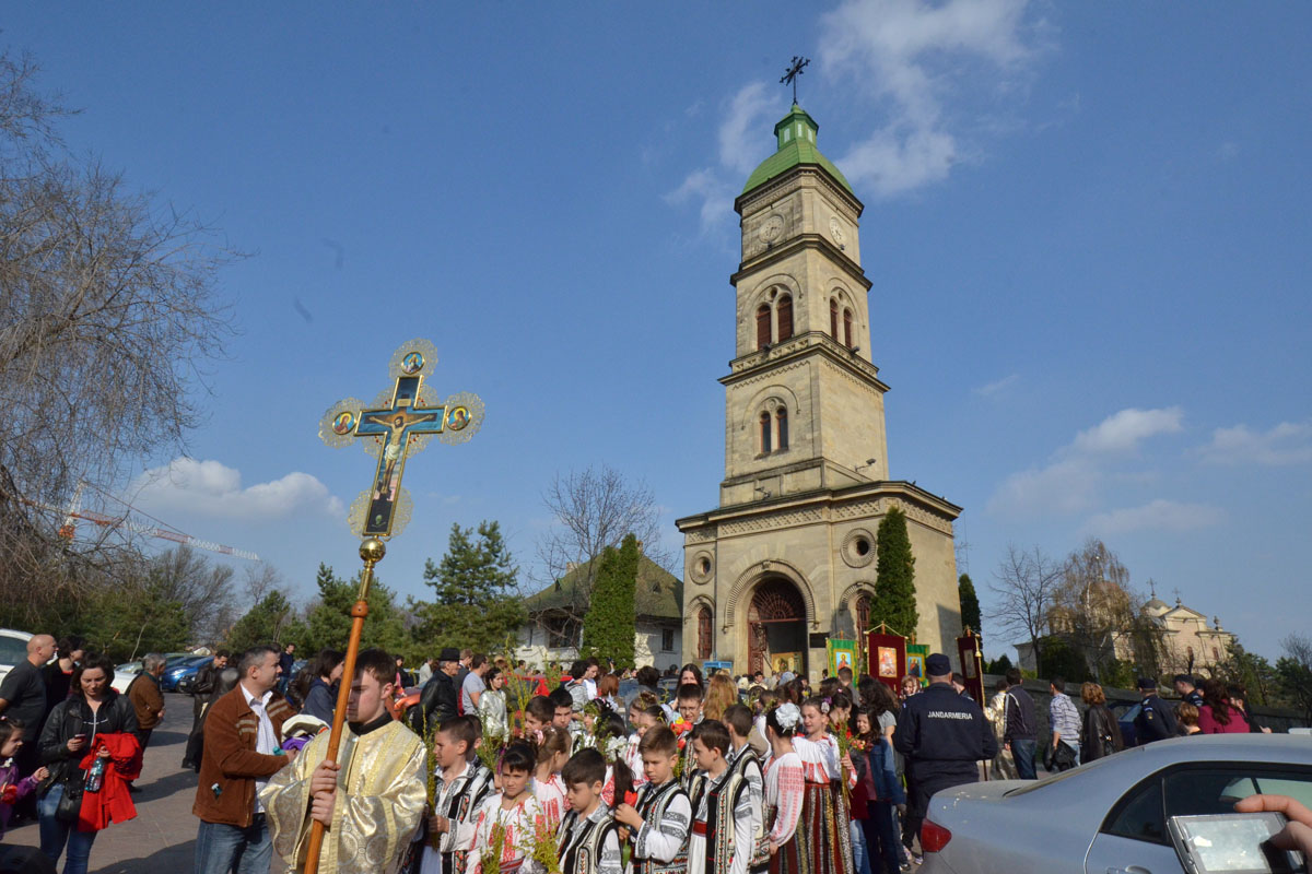Procesiuni în ajunul Floriilor în Eparhia Iaşilor