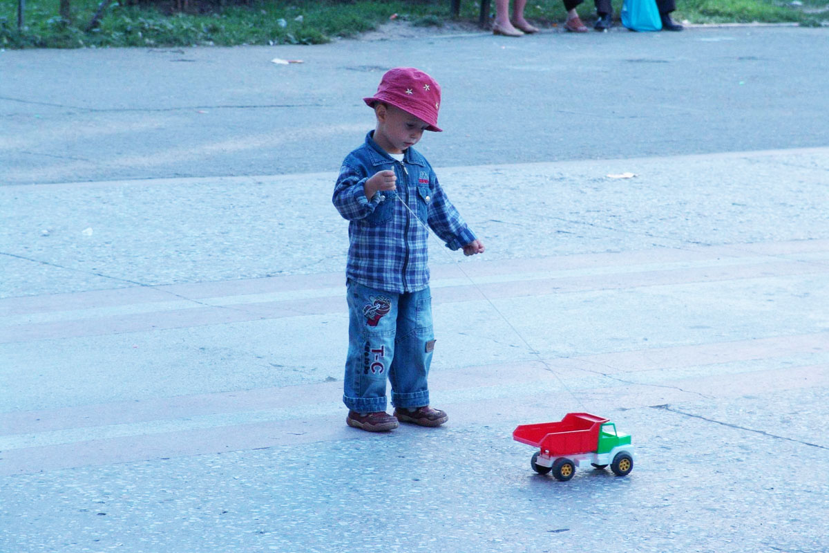 Modul în care sunt trataţi poate afecta psihicul copiilor