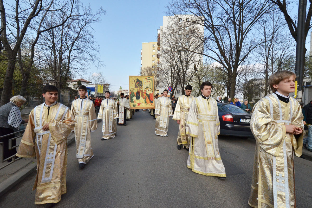 Procesiuni în ajunul Floriilor în Eparhia Iaşilor