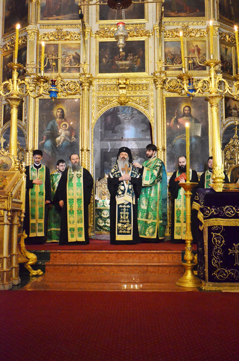 Procesiuni în ajunul Floriilor în Eparhia Iaşilor