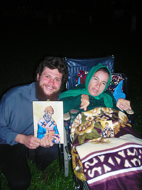 Cum vorbeşte Laura despre o viaţă în suferinţă