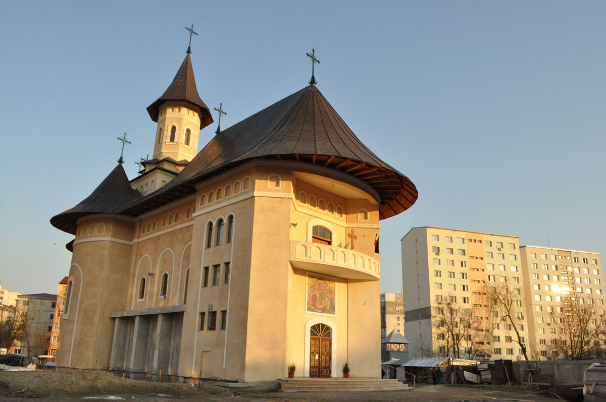 Sfântul Apostol Toma, serbat în două biserici ieşene