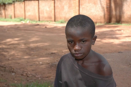 100 de milioane de copii ai străzii în lume