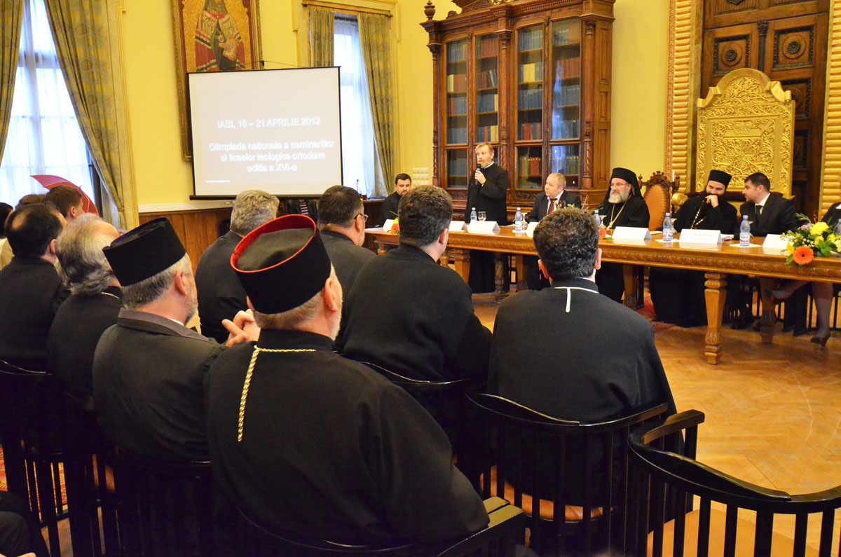 Olimpiada Naţională de Religie pentru seminarii şi licee teologice ortodoxe, ediţia a XVI-a, a început miercuri, 18 aprilie, şi se va încheia mâine, 21 aprilie, când va avea loc festivitatea de premiere A debutat cea de-a XVI-a ediție a Olimpiadei Naționale de Religie
