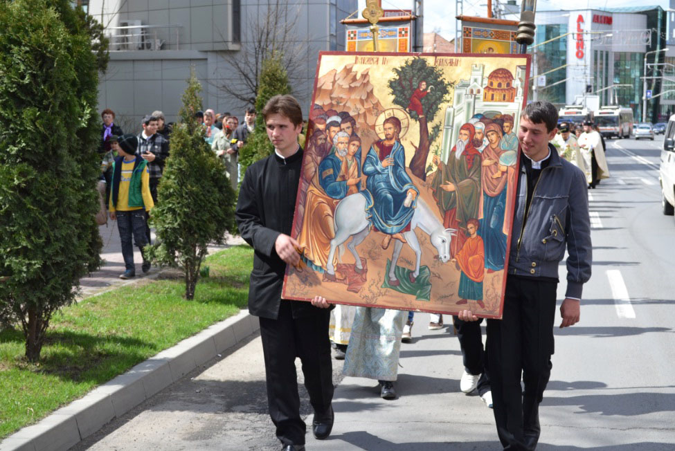 Procesiuni în ajunul Floriilor în Eparhia Iaşilor