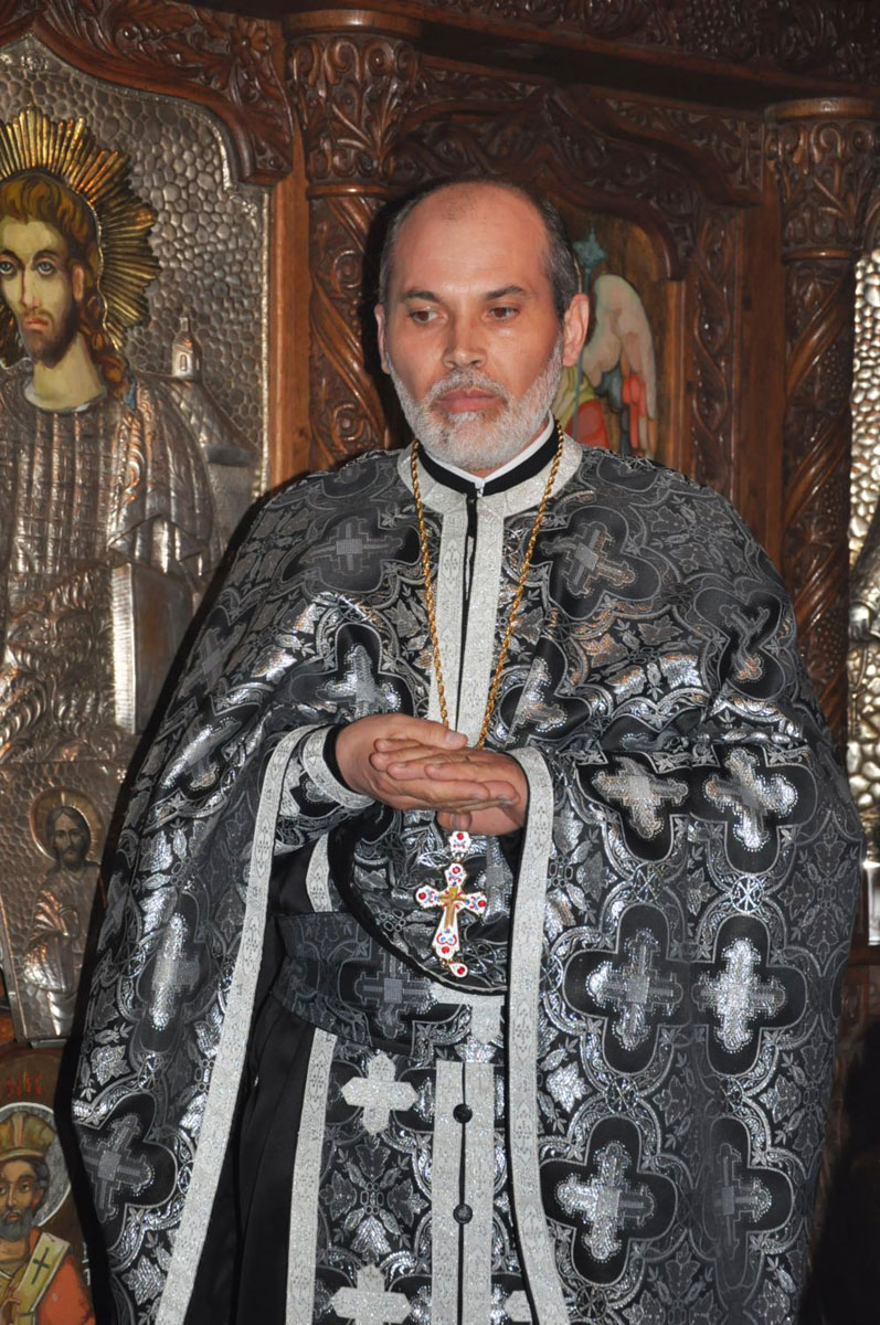 „Îi îndemn pe toţi părinţii să-şi ia copilaşii de mână şi să vină cu ei la denii“