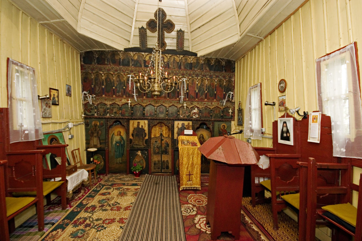 Piatră şi lemn, împletite în destinul ctitoriei domneşti de la Şcheia Piatră şi lemn, împletite în destinul ctitoriei domneşti de la Şcheia