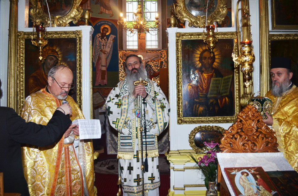 Binecuvântări arhiereşti la Botoşani şi Roman