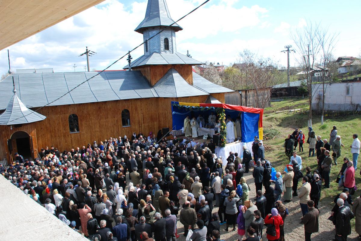 „Sfinţirea unei biserici este coroana de biruinţă asupra tuturor încercărilor“