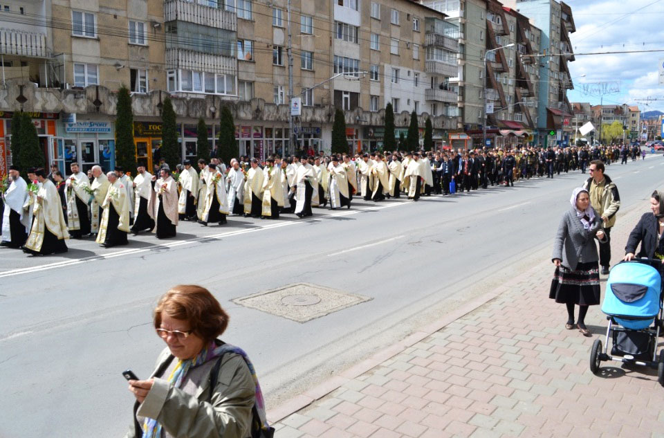 Procesiuni în ajunul Floriilor în Eparhia Iaşilor