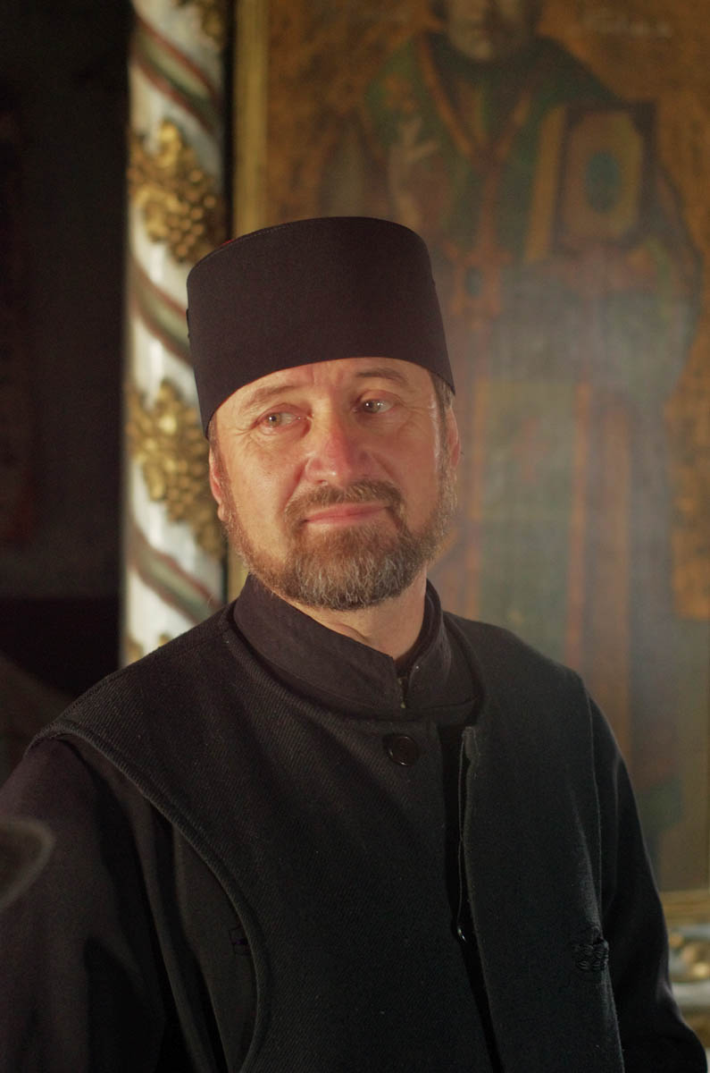 La Muncelul de Sus, biserica de lemn şi-a urmat satul