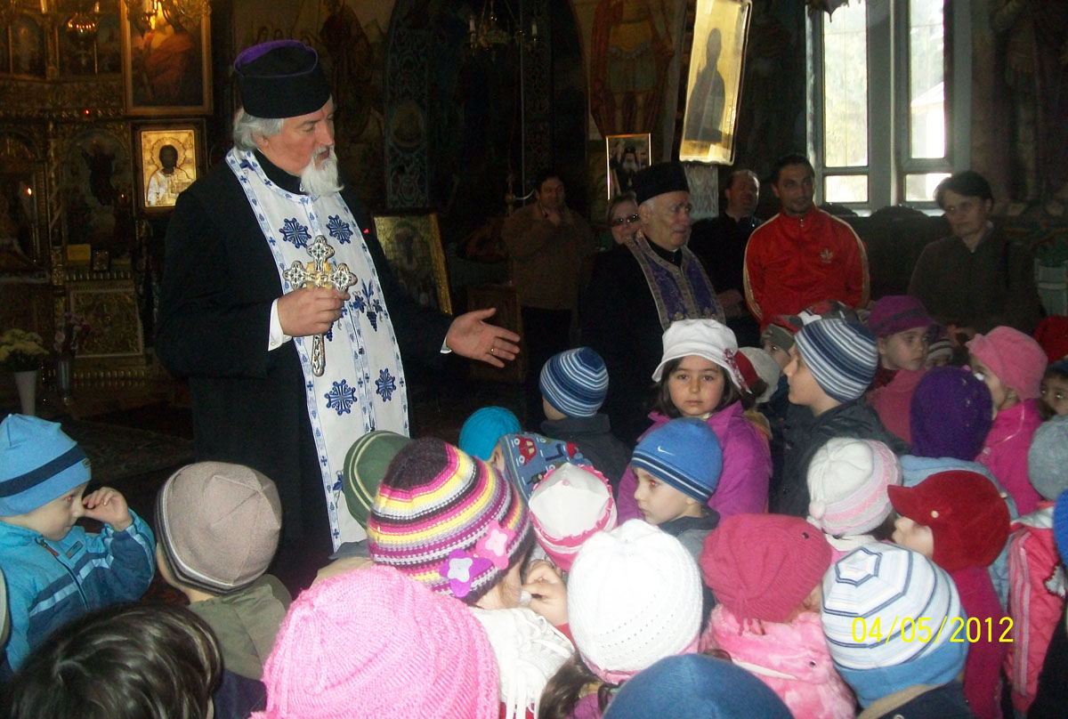 Program catehetic la Biserica „Înălţarea Domnului“ din Paşcani