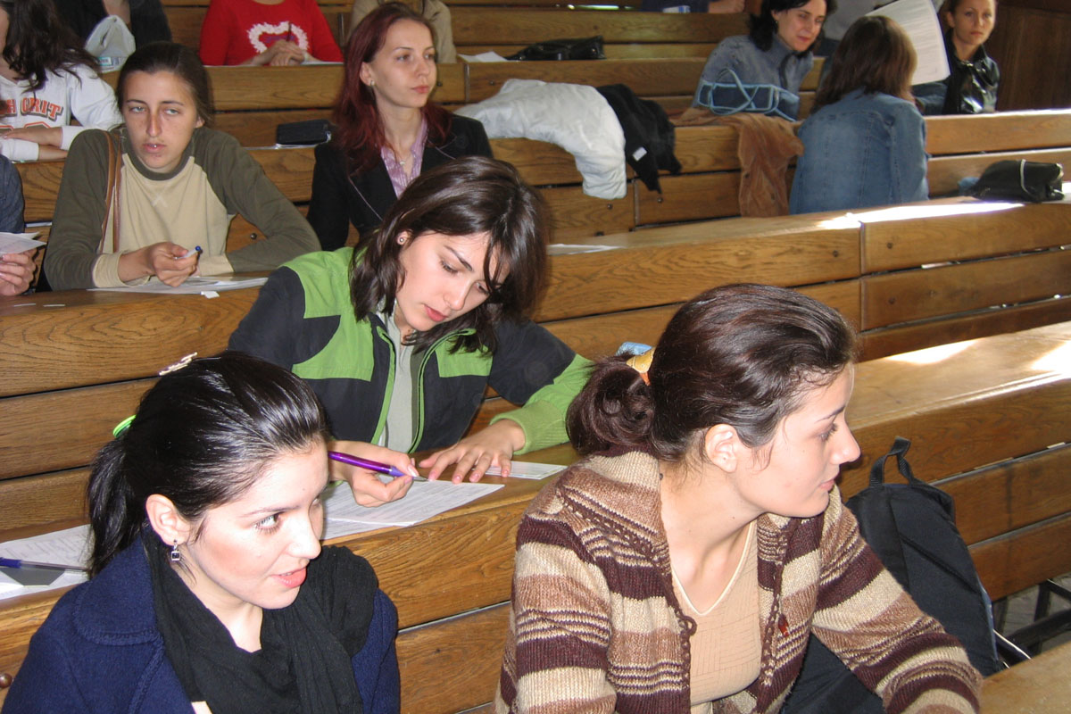 Taxele de studiu nu se vor mări