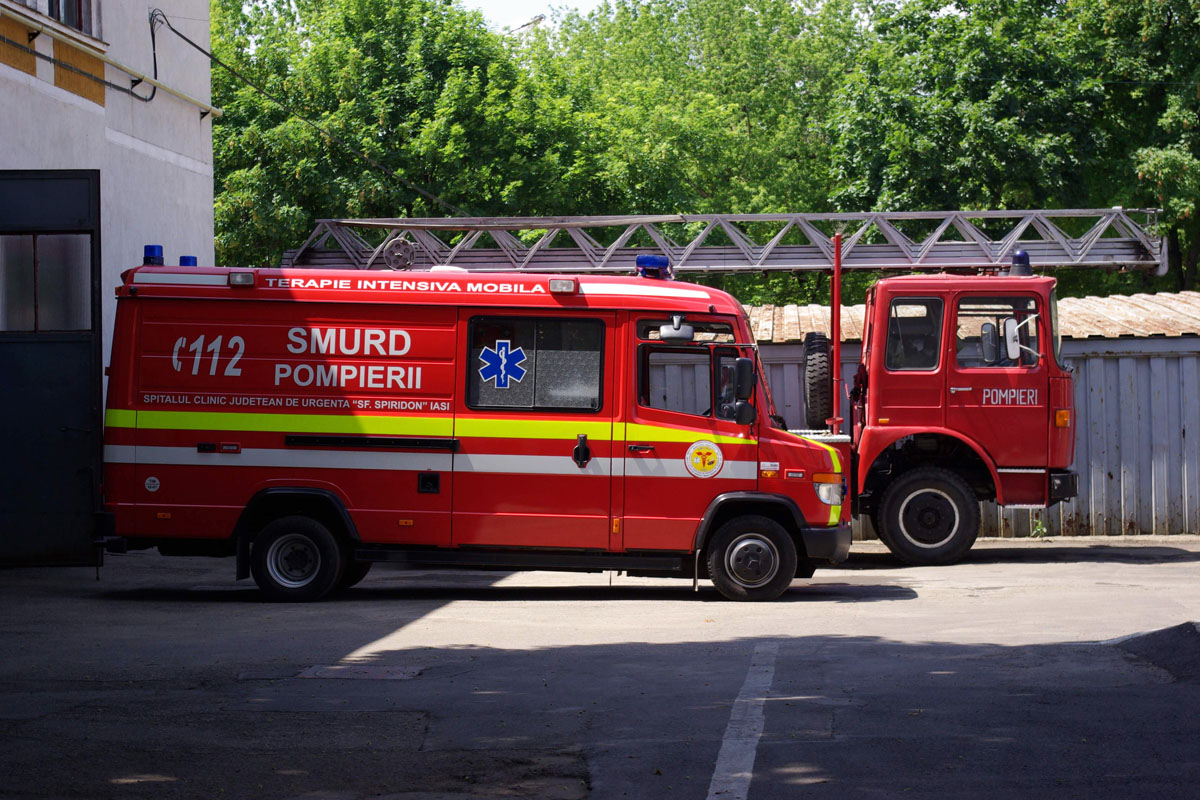 SMURD, în două localităţi botoşănene