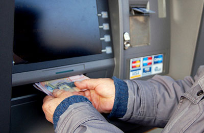 Salariul mediu a crescut la 1.543 de lei