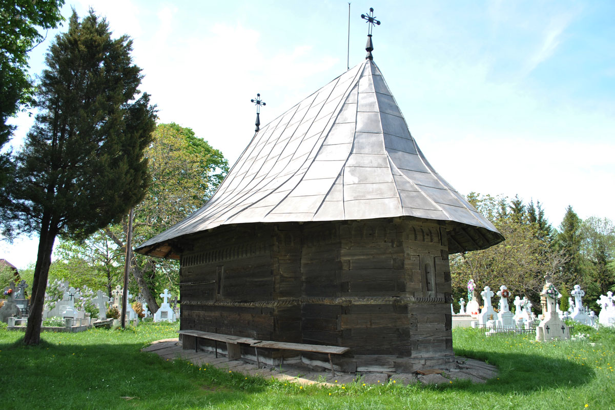 Căsuţa lui Dumnezeu de la Horodnic de Jos