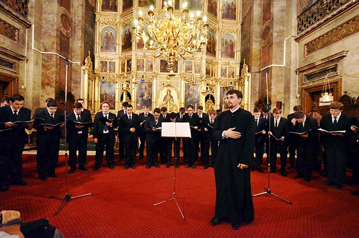 Concert de cântări religioase la Catedrala mitropolitană din Iaşi Concert de cântări religioase la Catedrala mitropolitană din Iaşi