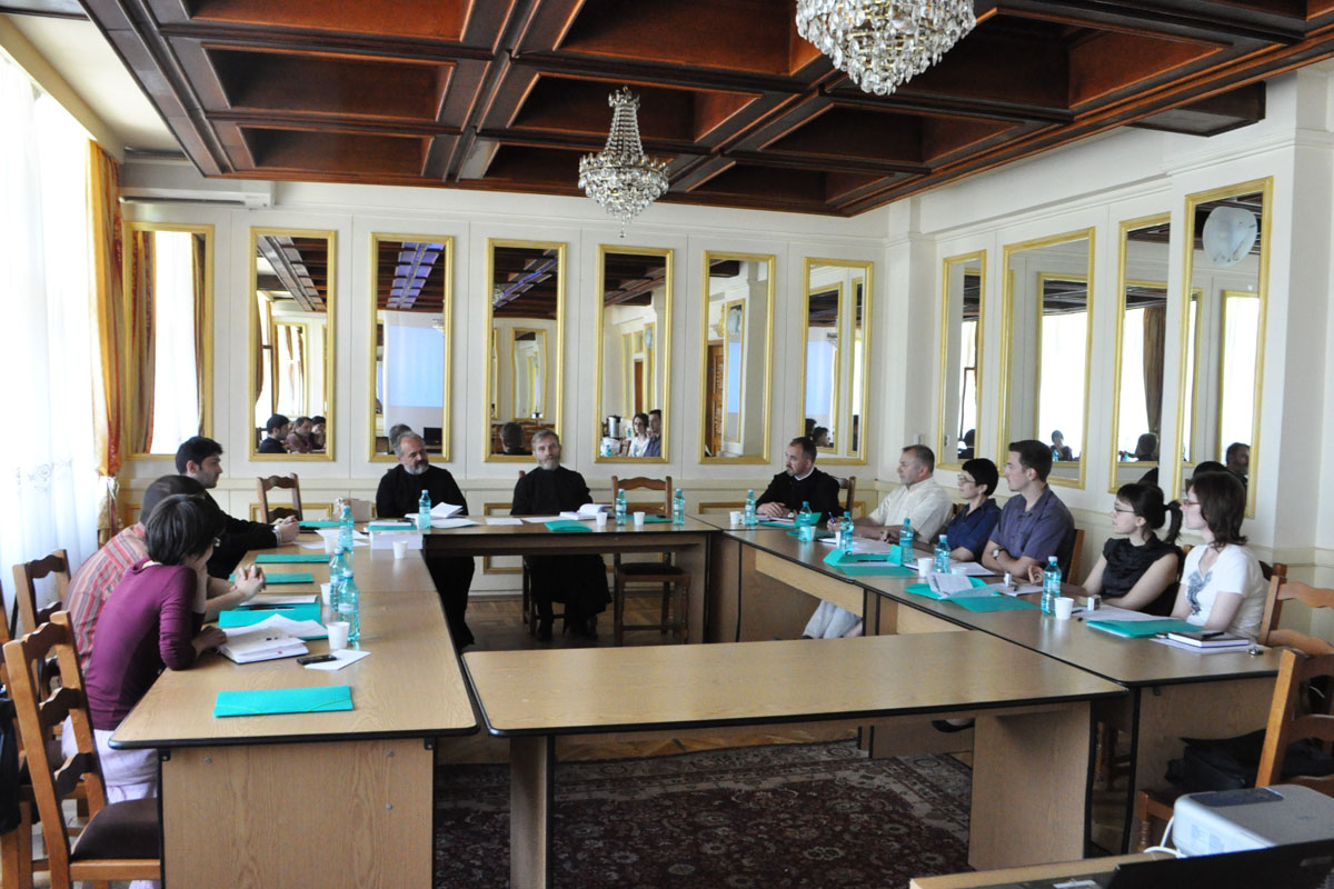 Consultare transfrontalieră privind viaţa interconfesională şi interetnică