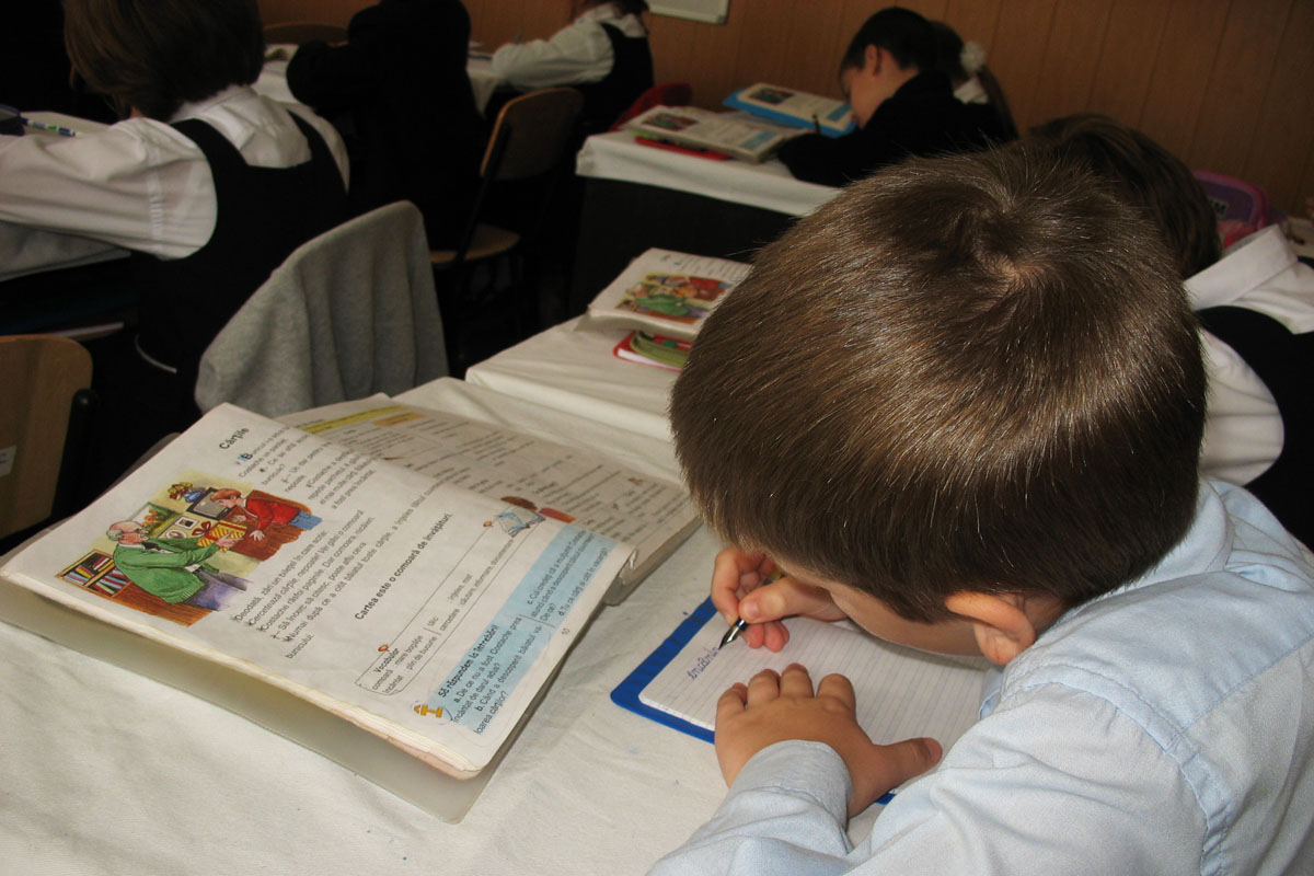 Pe 9 mai debutează evaluările-pilot