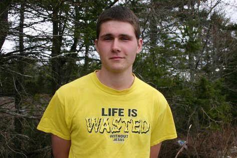 Elev din Canada suspendat pentru un tricou cu Iisus