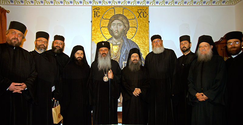 La Mănăstirea Simonos Petras. 10 zile în Sfântul Munte. Pelerinajul IPS Teofan, însoţit de directorii Seminariilor teologice din Moldova, în Grădina Maicii Domnului