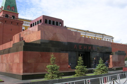 Lenin ar trebui îngropat?