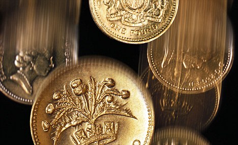 Campania „Să trăieşti cu o liră pe zi”