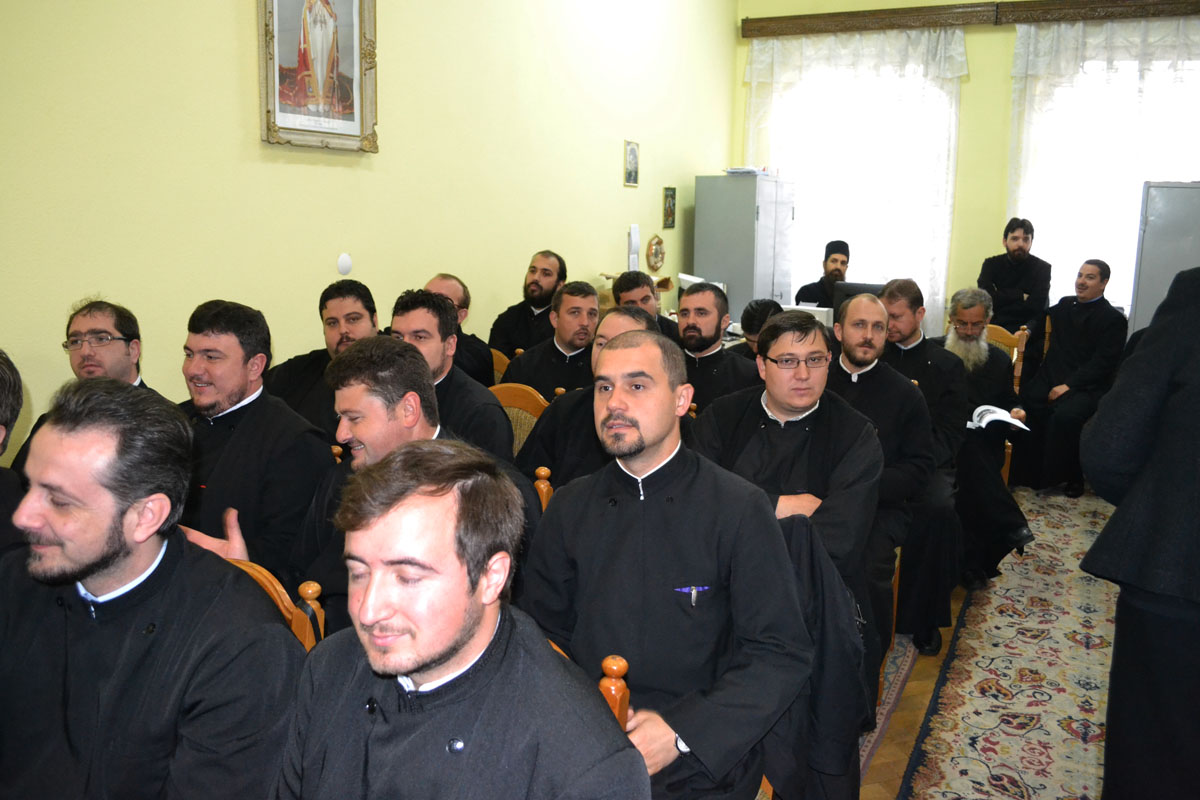 Întruniri preoţeşti în patru protopopiate ale Mitropoliei Moldovei şi Bucovinei